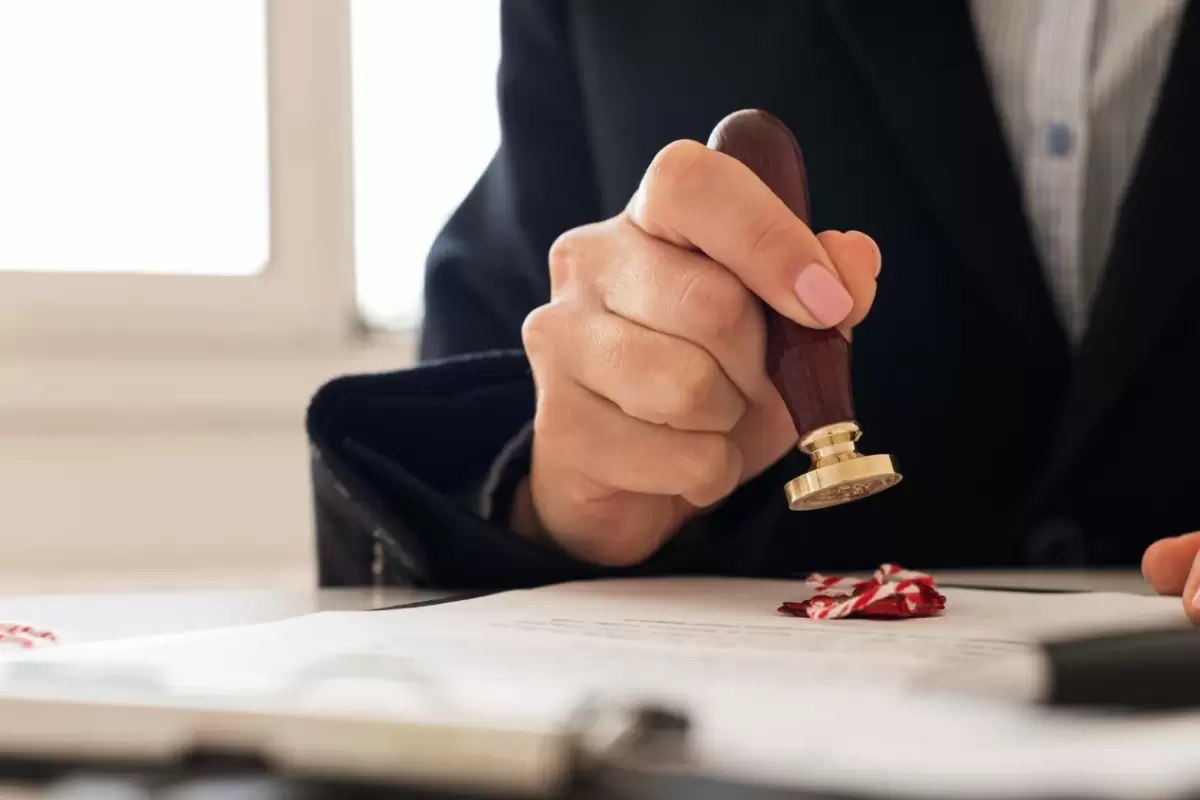 ¿Cómo y donde apostillar documentos escolares en EE.UU.?