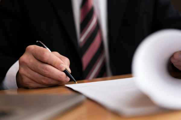 ¿Como hacer un poder notarial desde el extranjero para Colombia?
