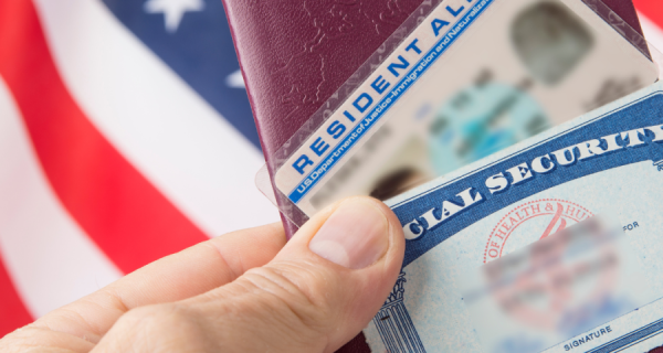 Pasos para obtener la residencia en Estados Unidos, ¿Cómo se solicita?